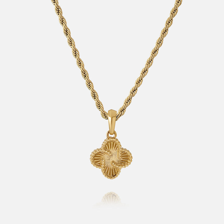Heritage Clover Pendant - Rays