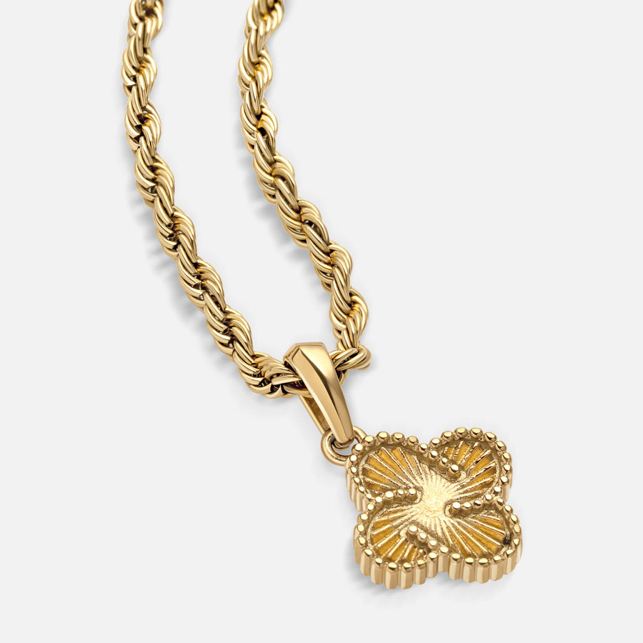 Heritage Clover Pendant - Rays