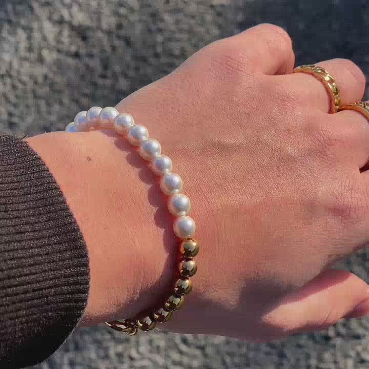 Bivale bracelet